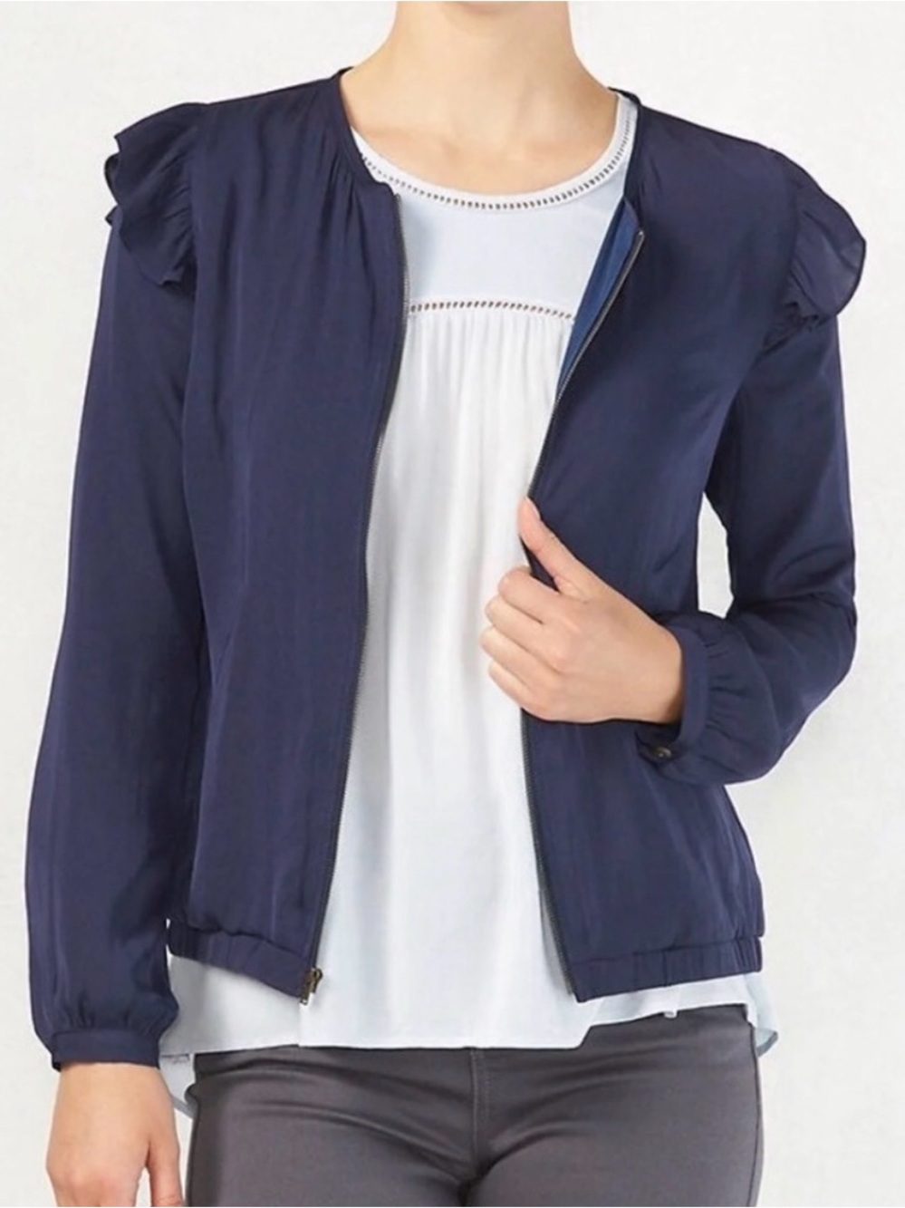 LC Conrad Navy Blue Jacket
Retro Refresh 16